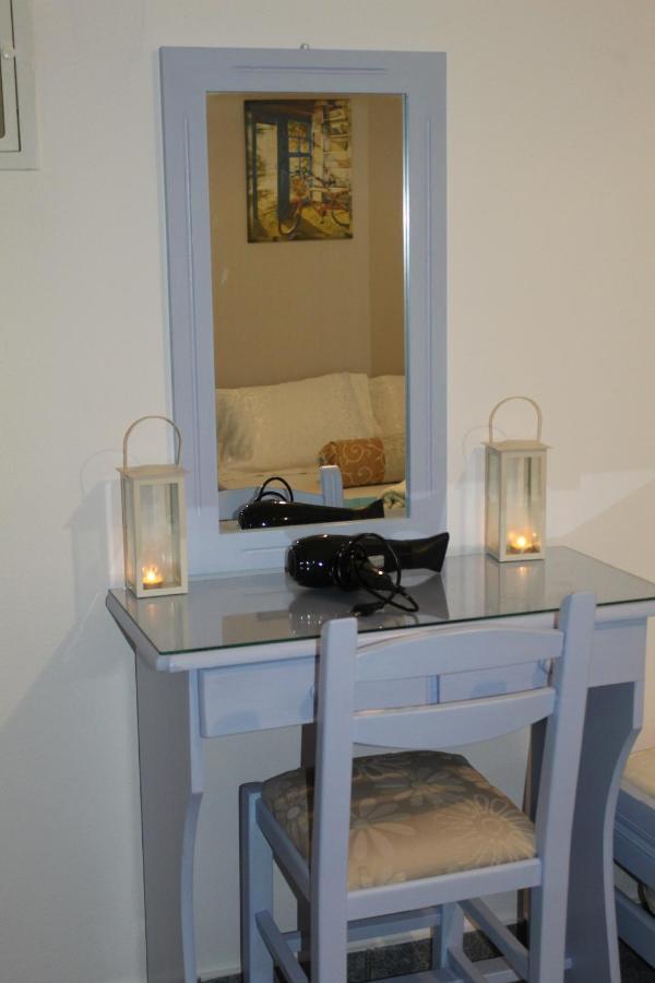 Vakis Apartments Romanon Esterno foto
