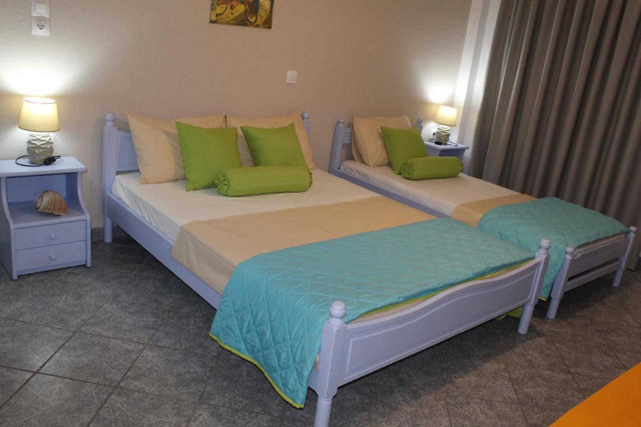 Vakis Apartments Romanon Esterno foto